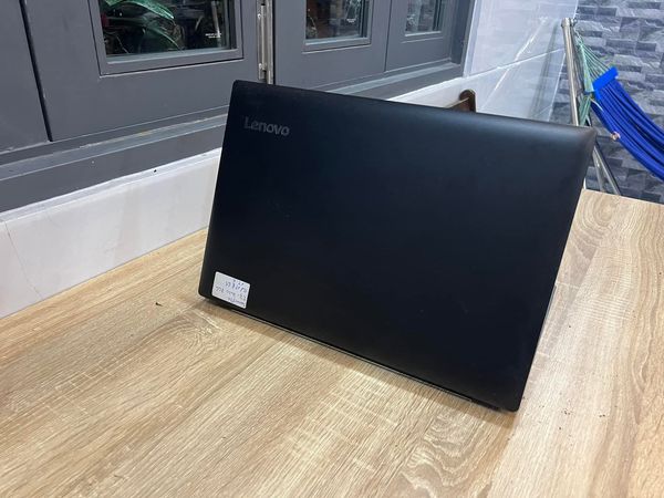 Laptop Cũ Lenovo Ideapad 330/ CPU Core i3-7020U/ Ram 8GB/ Ổ Cứng SSD 120GB/ VGA Intel HD Graphics/ LCD 15.6
